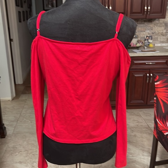 Guess open shoulder shirt - Picture 3 of 4